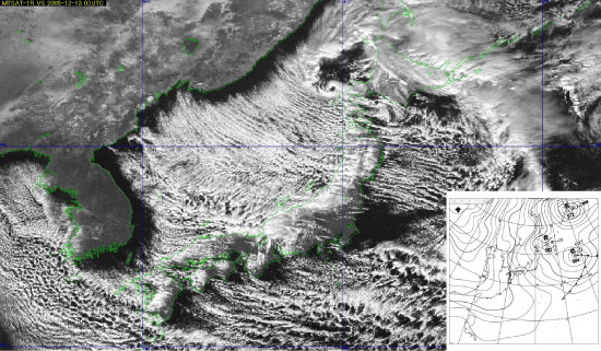 可視画像と同時刻の地上天気図