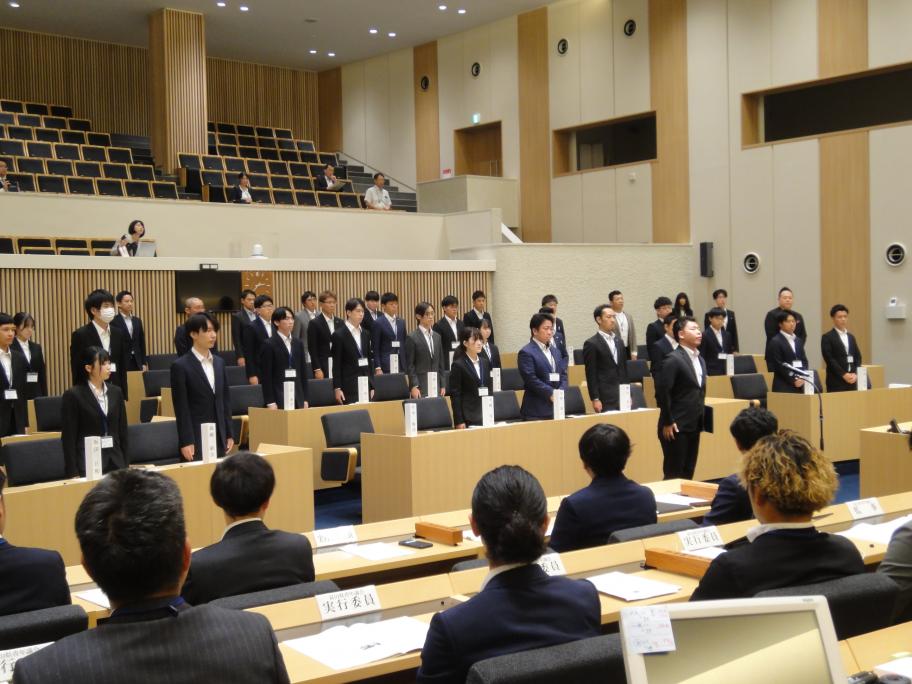 令和7年度青年議会開会式代表挨拶